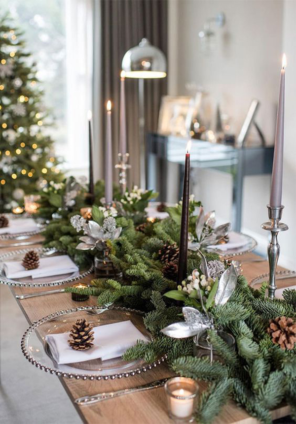 rustic-christmas-table-decor-with-nature-tones
