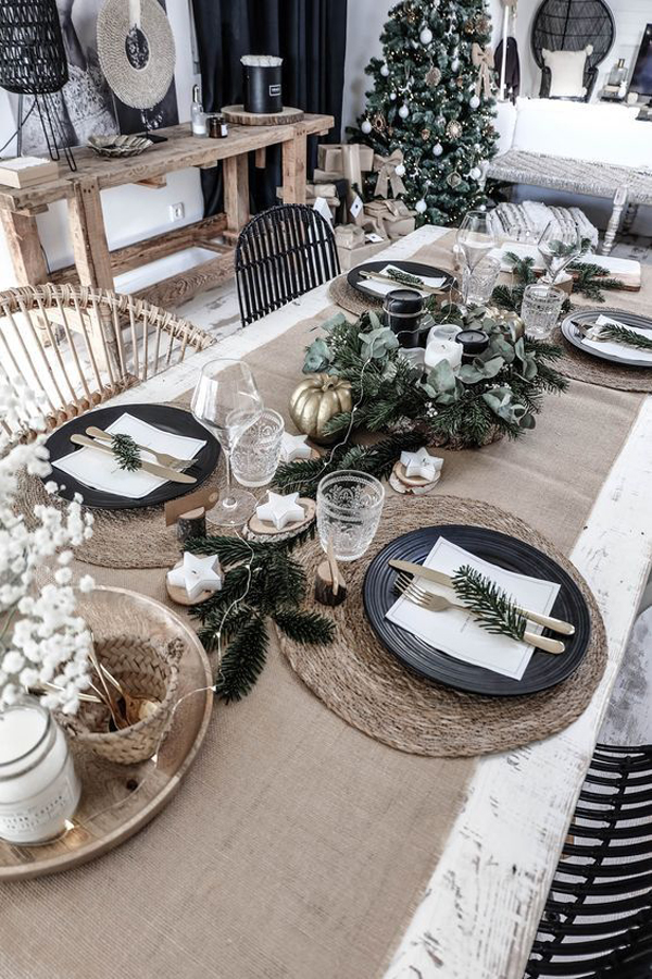 rustic-christmas-table-settings-with-wood-and-wooven-ideas