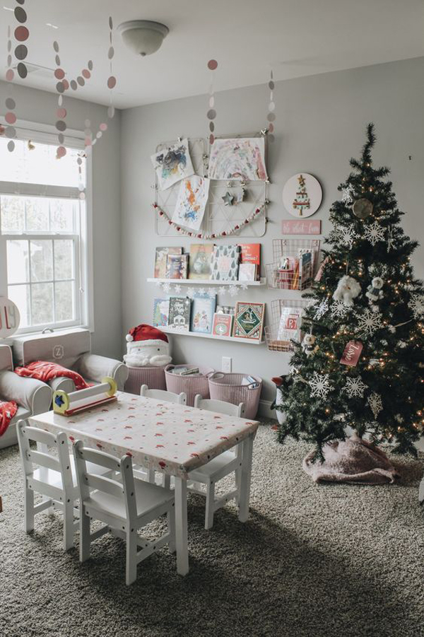 shabby-chic-christmas-room-with-reading-areas