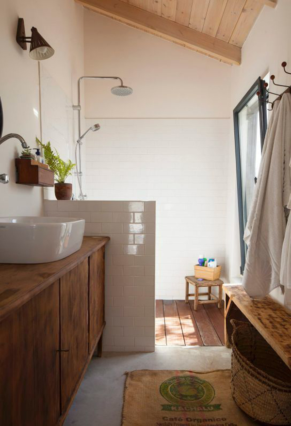 small-tropical-shower-bathroom-with-deck-floors