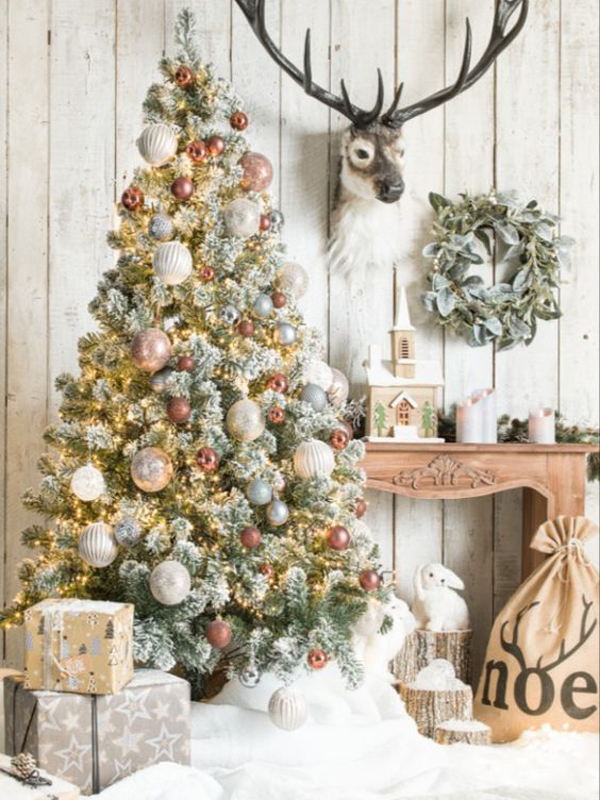 vintage-snow-christmas-tree-and-mantel-ideas