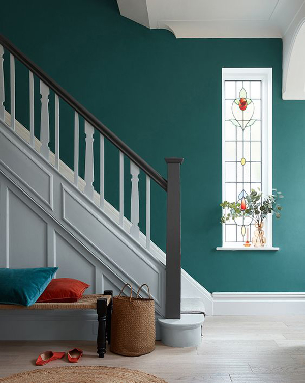 staircase-wall-paint-decor