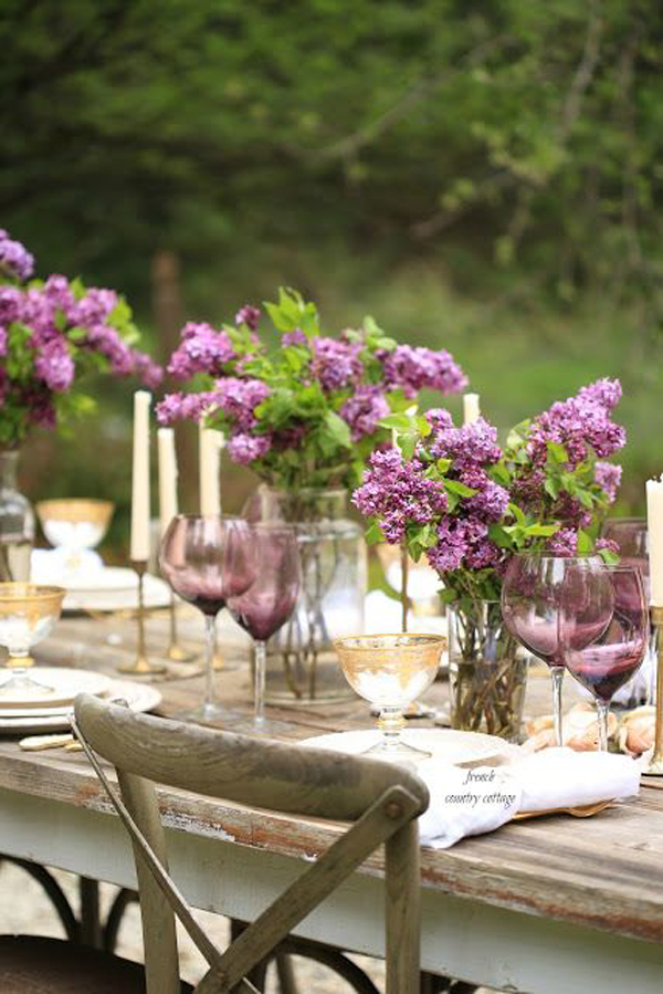 vintage-spring-table-setting-with-lilacs