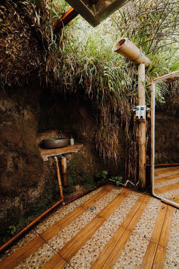 nature-private-outdoor-bathroom-with-bamboo-shower