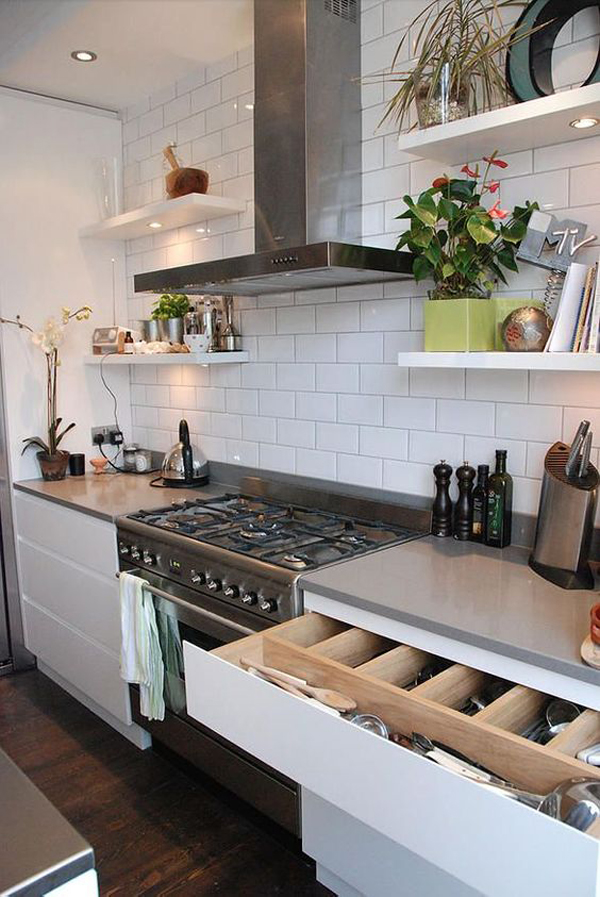 industrial-cooker-hood-for-kitchen