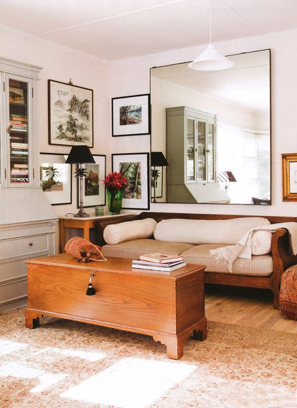 vintage-style-living-room-with-large-wall-mirror