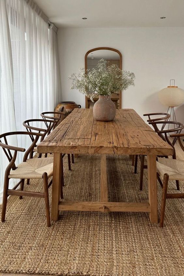 wood-inspired-dining-areas-with-jute-rugs