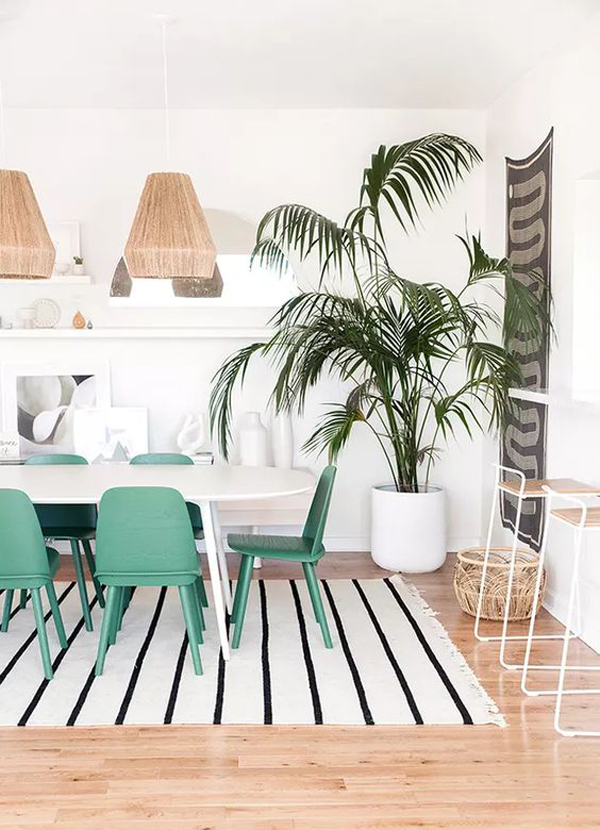 beach chic dining room style