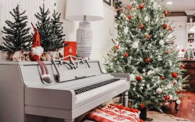 beautiful christmas decor with music theme